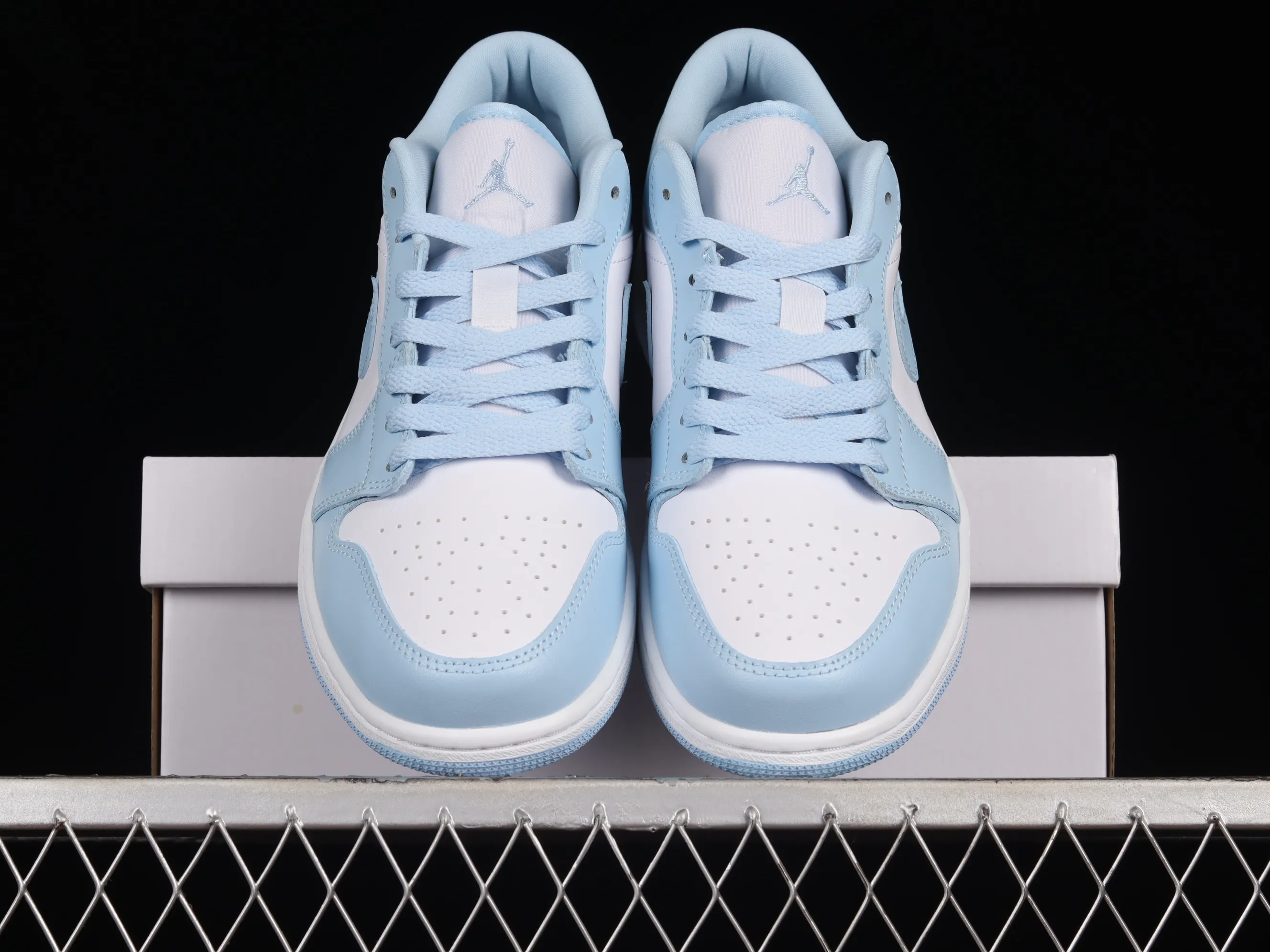 All categories Air Jordan Jordan series basketball shoes Air Jordan 1 Low G version pure original Air Jordan 1 Low "Aluminum" AJ1 Joe 1 new North Carolina blue DC0774-141
